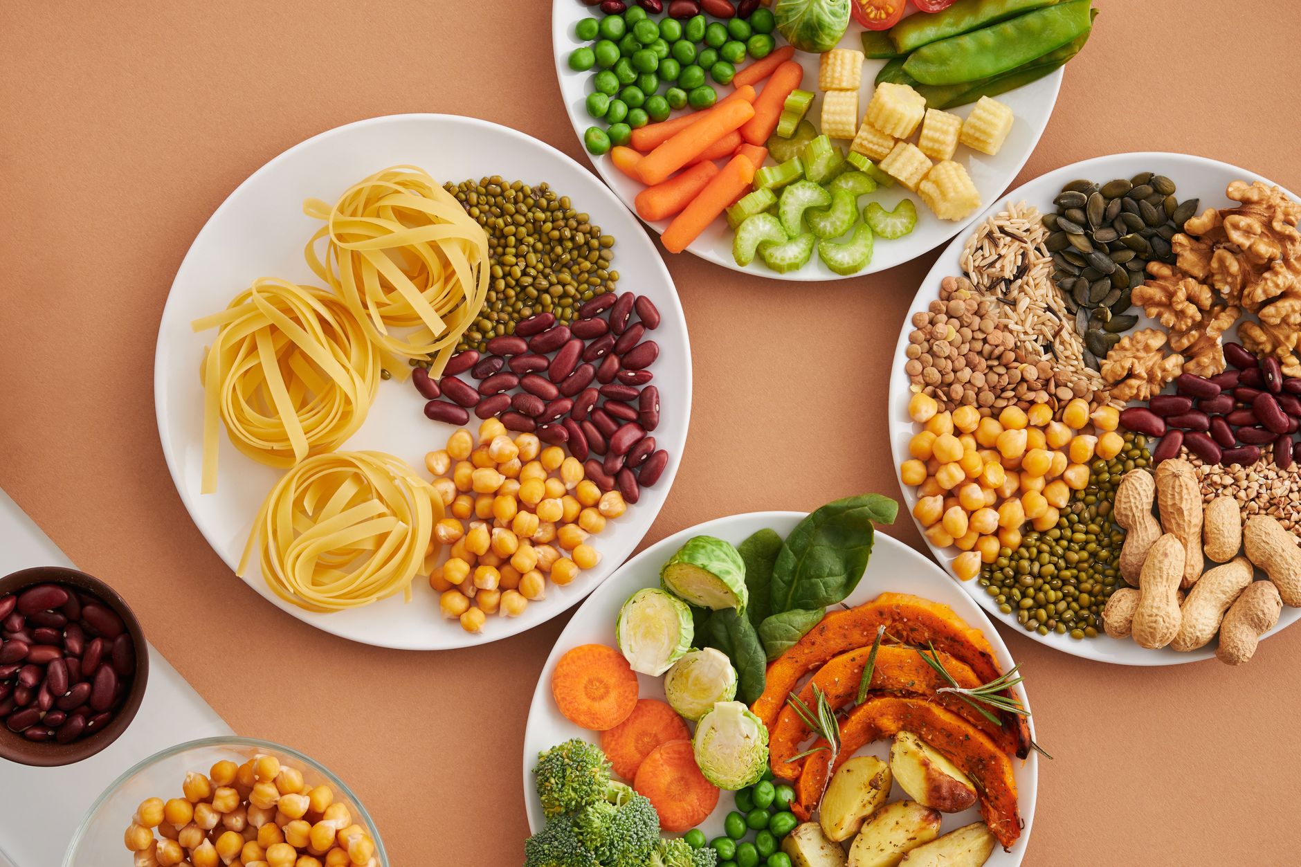 Cosa Mangiare Vegano: Alimenti e Nutrienti Chiave