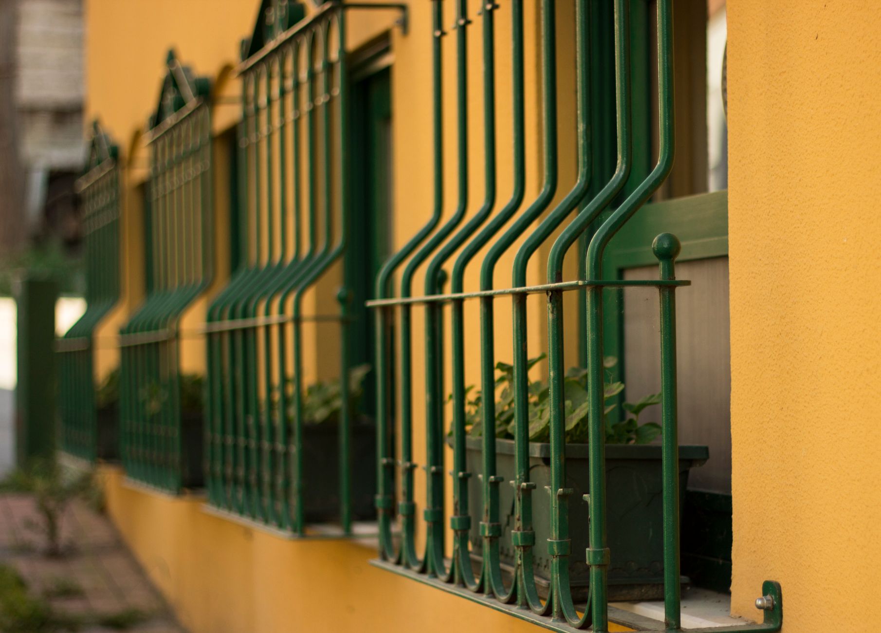 Inferriata balcone: sicurezza, materiali e design