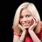 Come dimagrire dopo i 50 anni senza fare una dieta: cosa non fare e quali cibi evitare